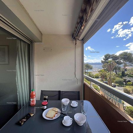 Studio Cabine A St-Raphael Avec Terrasse Et Parking, A 100M De La Plage - Fr-1-226A-23 Saint-Raphaël Buitenkant foto